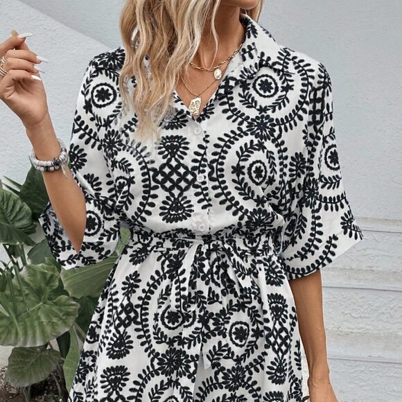 Black Boho Ladies' Printed Leisure Vacation Batwing Sleeve Belted Romper - Picture 5 of 5